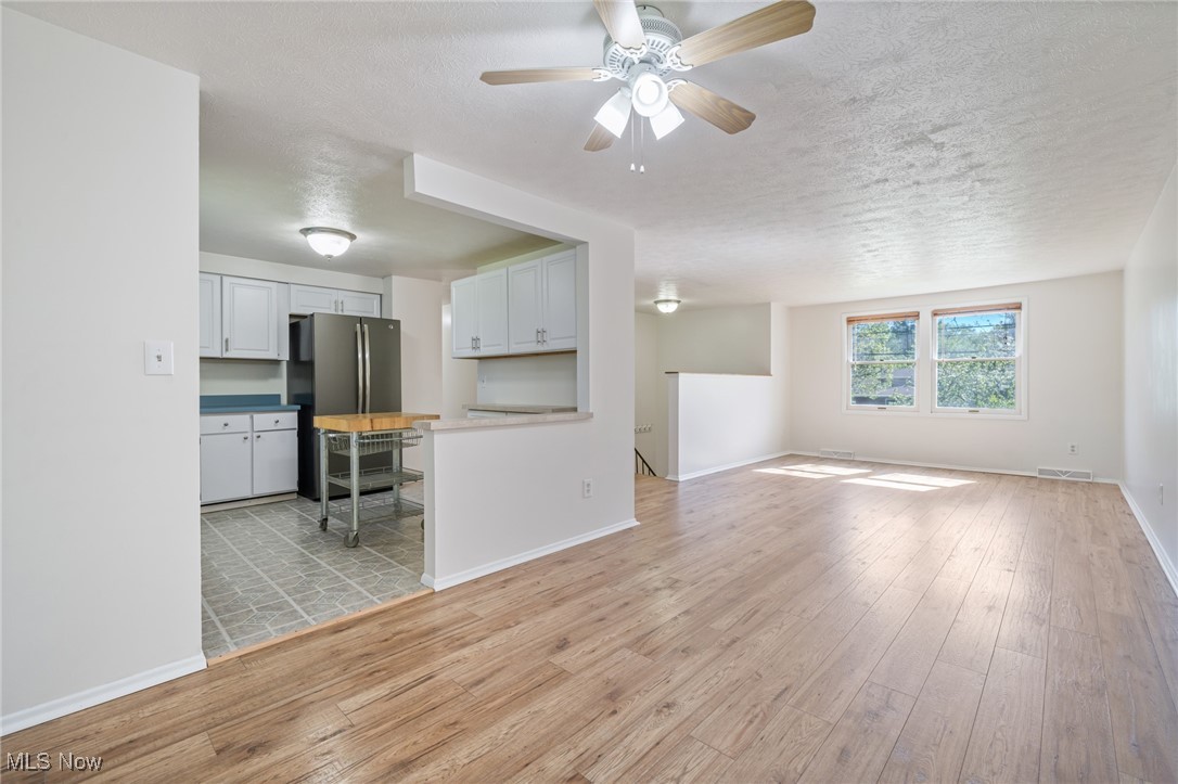 6414 Glenallen Avenue, Solon, Ohio image 11
