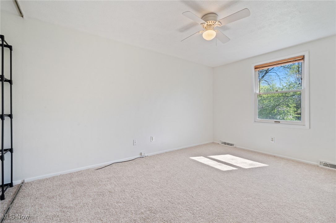 6414 Glenallen Avenue, Solon, Ohio image 18