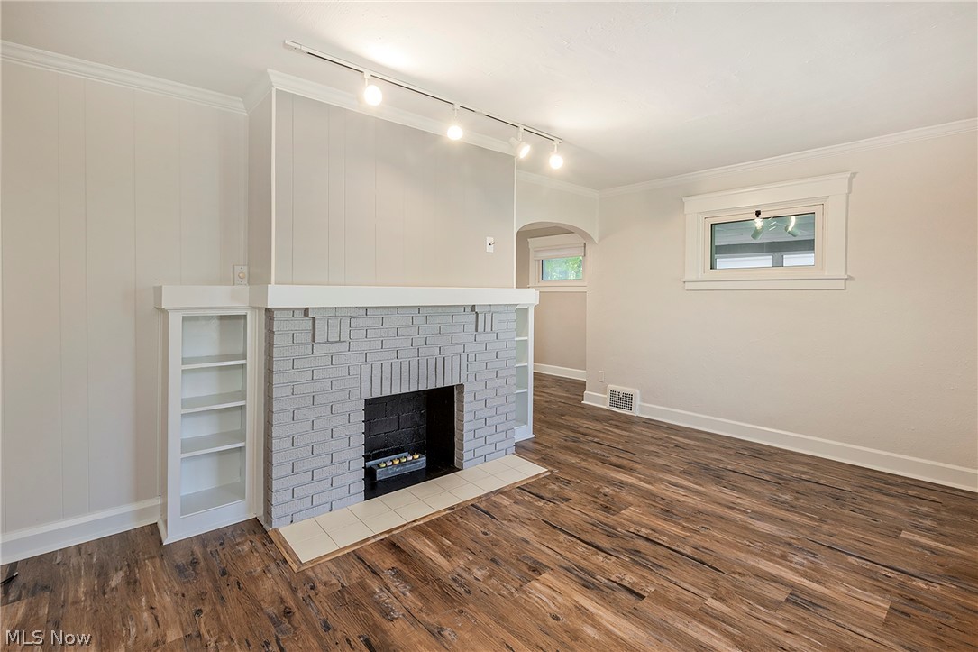Quayle Telling - Residential