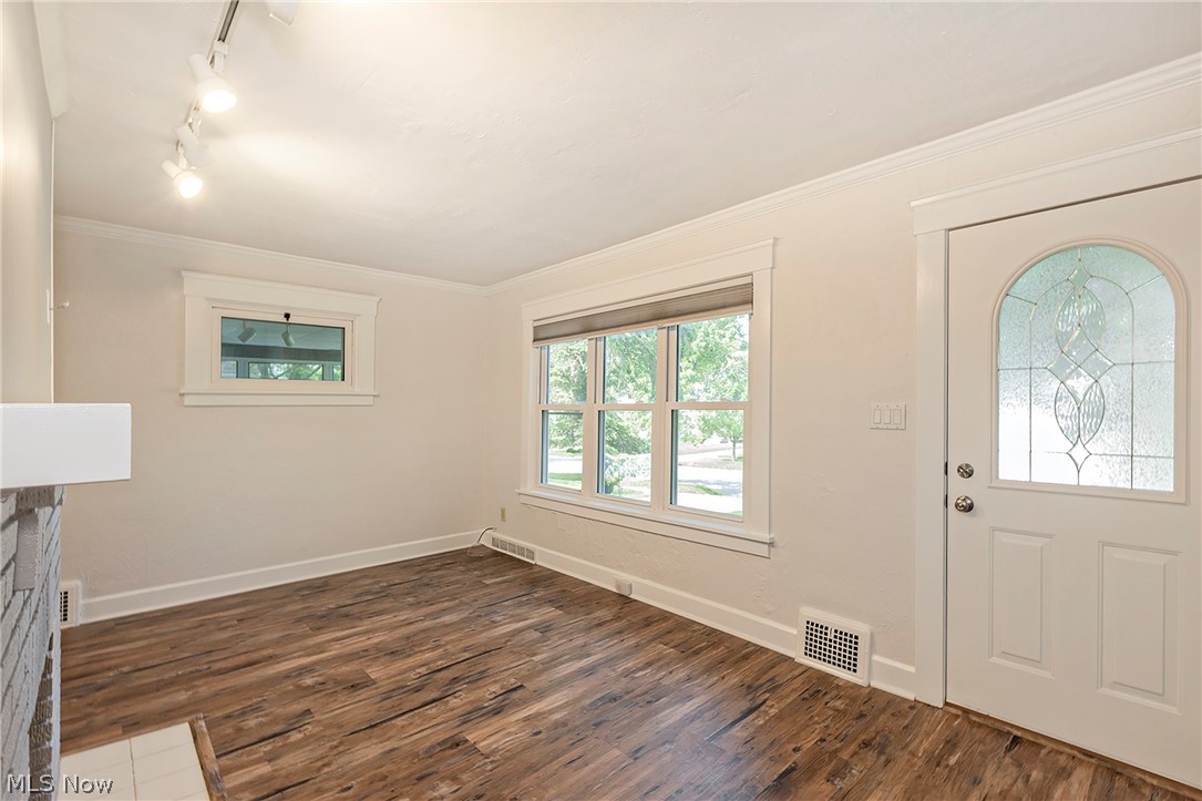 Quayle Telling - Residential