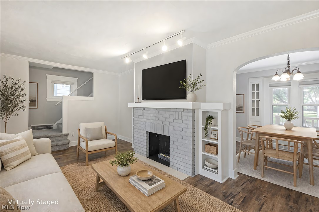 Quayle Telling - Residential