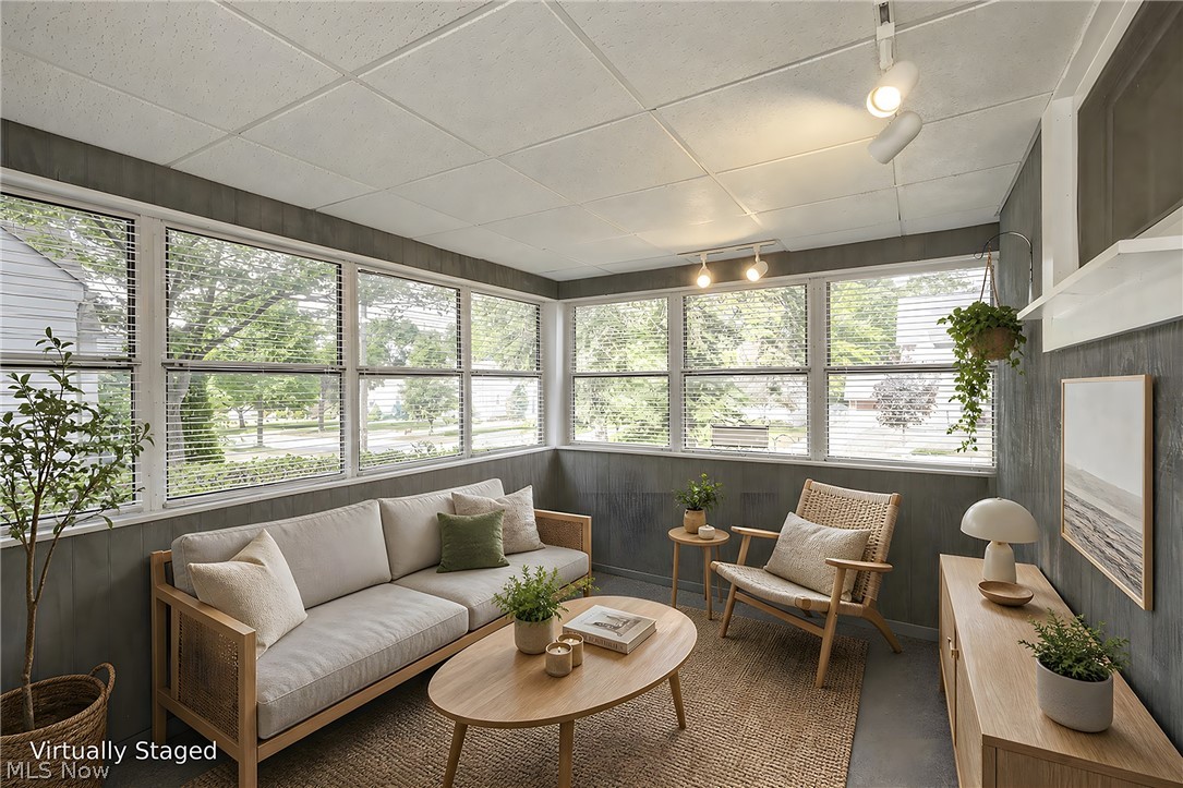 Quayle Telling - Residential
