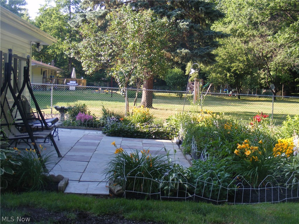 French Hollow 03 - Residential