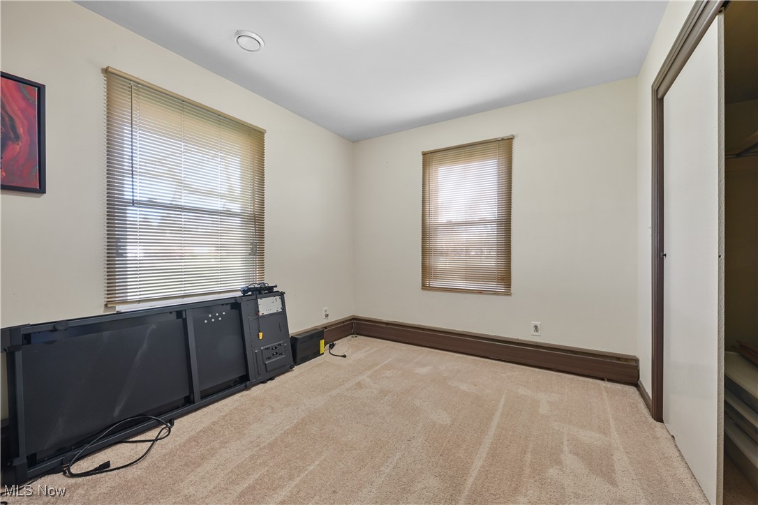 459 S Lake Street, Amherst, Ohio image 19