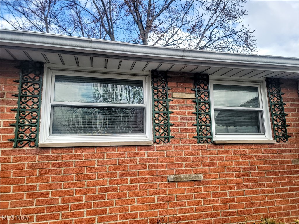 6321 Delores Boulevard, Brook Park, Ohio image 11