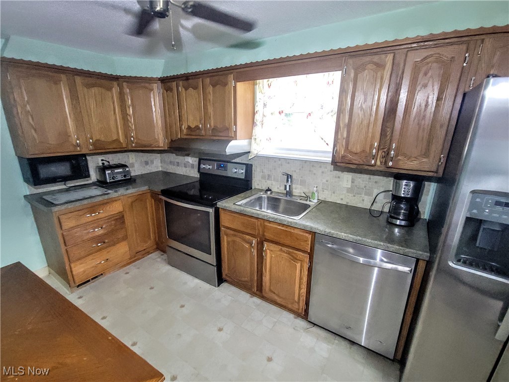 6321 Delores Boulevard, Brook Park, Ohio image 4