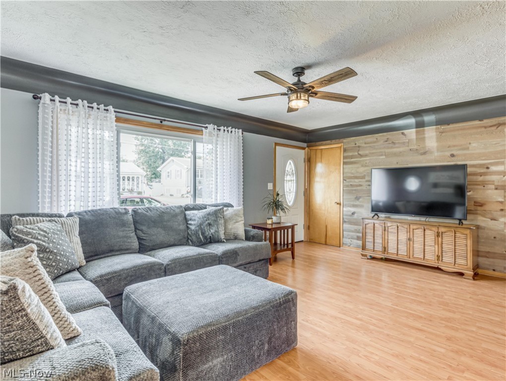 Tallmadge 01 - Residential