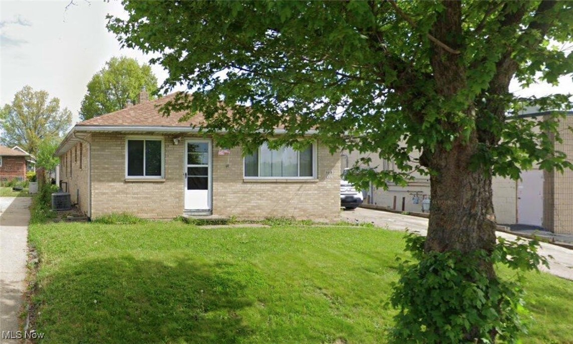 Investment Opportunity in Akron! This tenant-occupied duplex offers two spacious units, each with 2 bedrooms and 1 full bath—all on one level for easy living. Perfect for investors looking to generate passive income right away, this property is already producing rental revenue from reliable tenants. Conveniently located near local amenities, schools, and highways, it's a great addition to any portfolio. Whether you’re a seasoned investor or just getting started, this Akron duplex is ready to start working for you from day one!