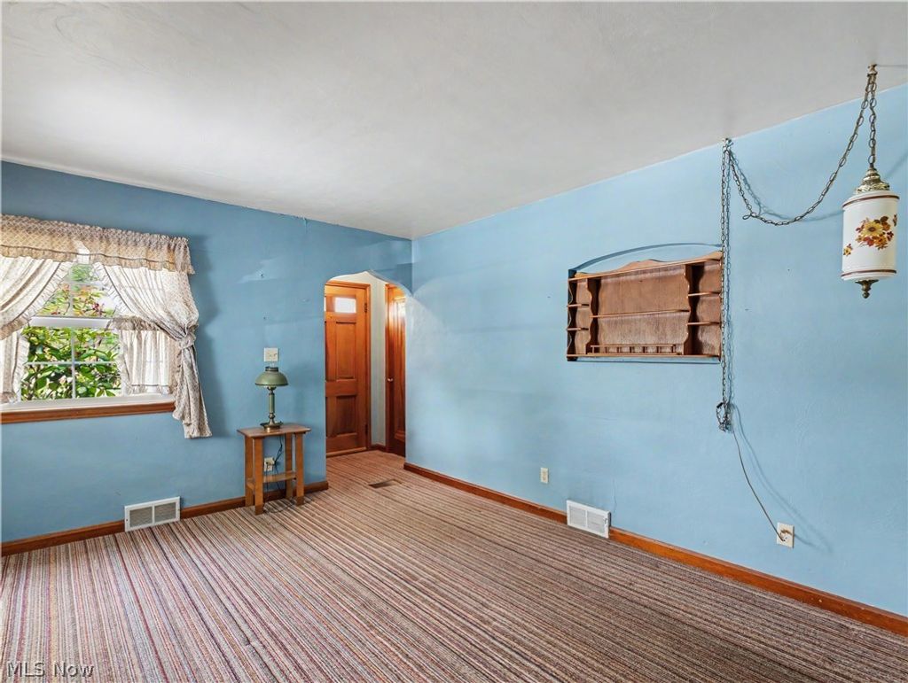 Photo of 13459 Portage Street, Doylestown, OH 44230 (MLS # 5215504)