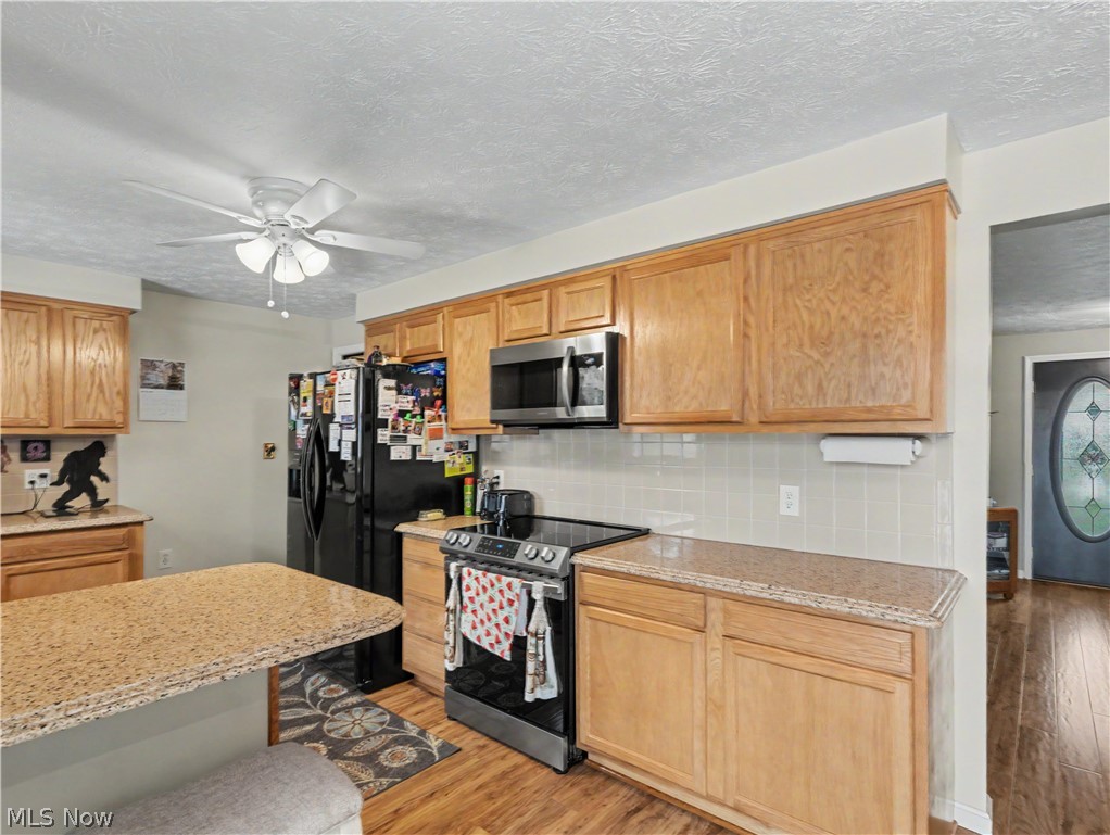 Pine Knoll Estates - Residential