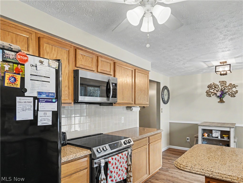 Pine Knoll Estates - Residential