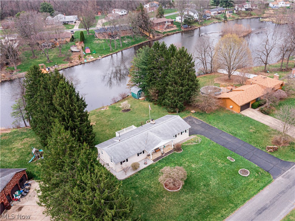 Pine Knoll Estates - Residential