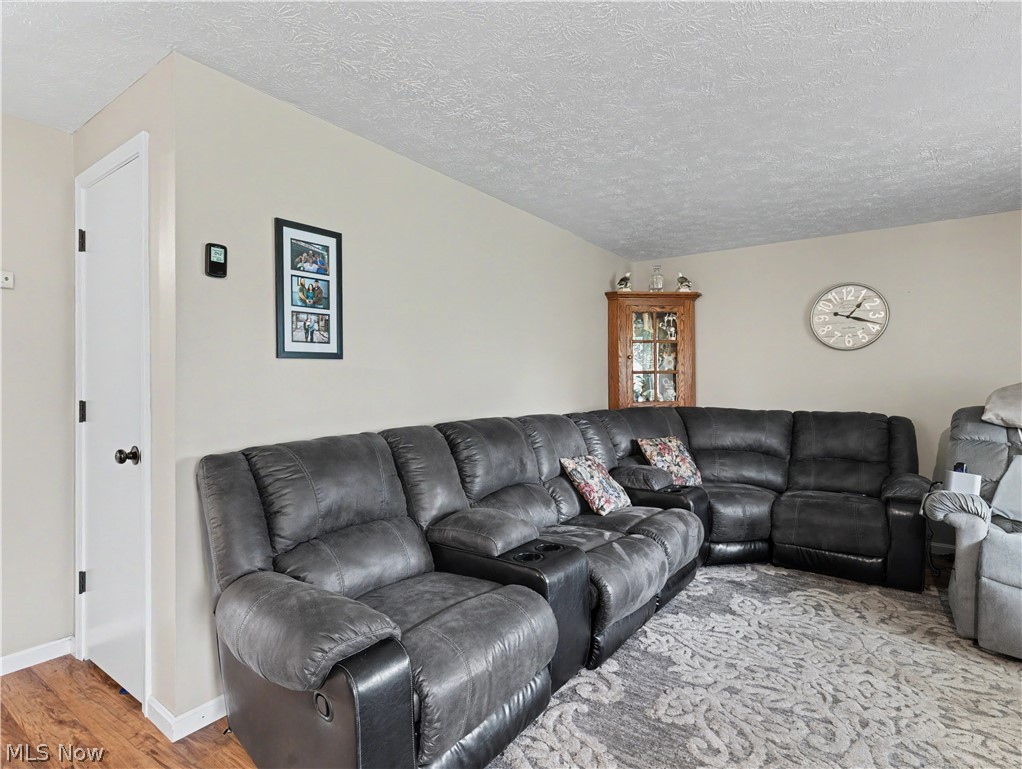 Pine Knoll Estates - Residential