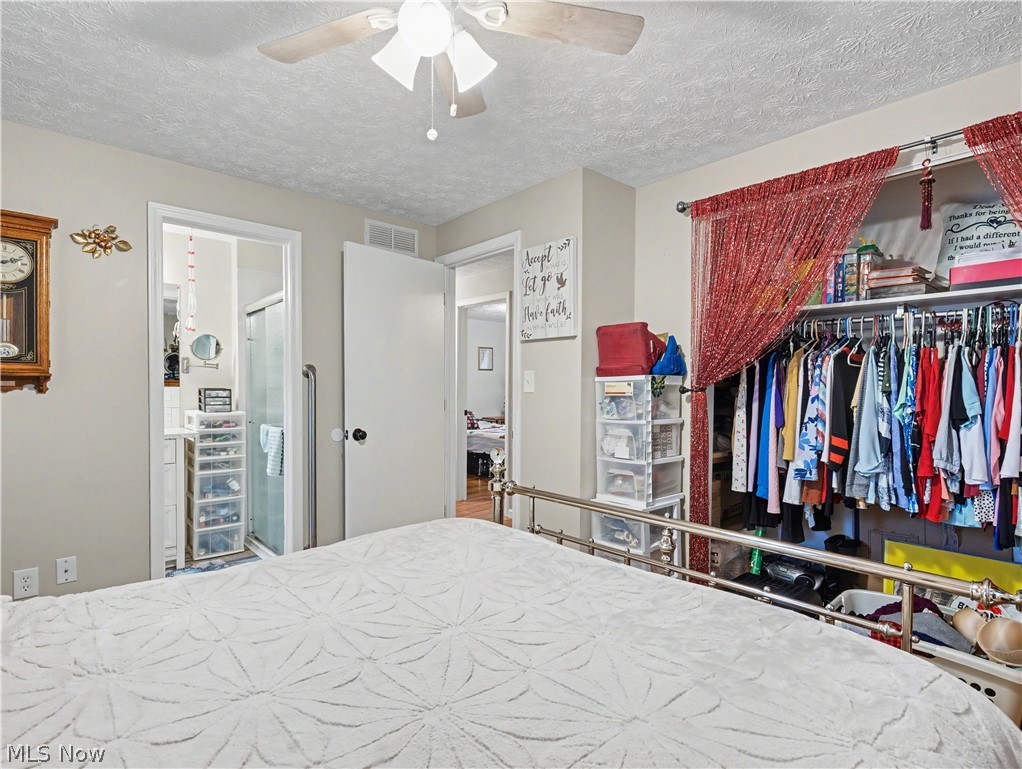 Pine Knoll Estates - Residential