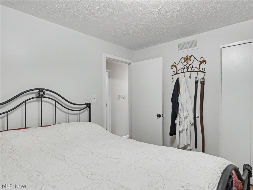 Pine Knoll Estates - Residential