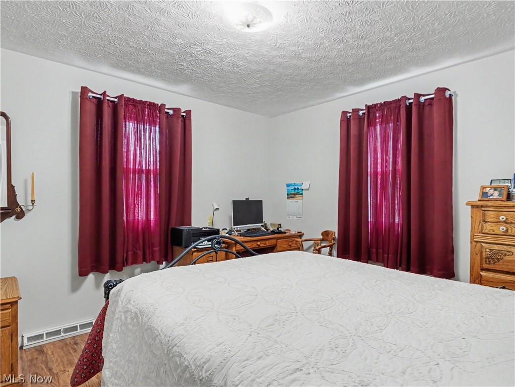 Pine Knoll Estates - Residential