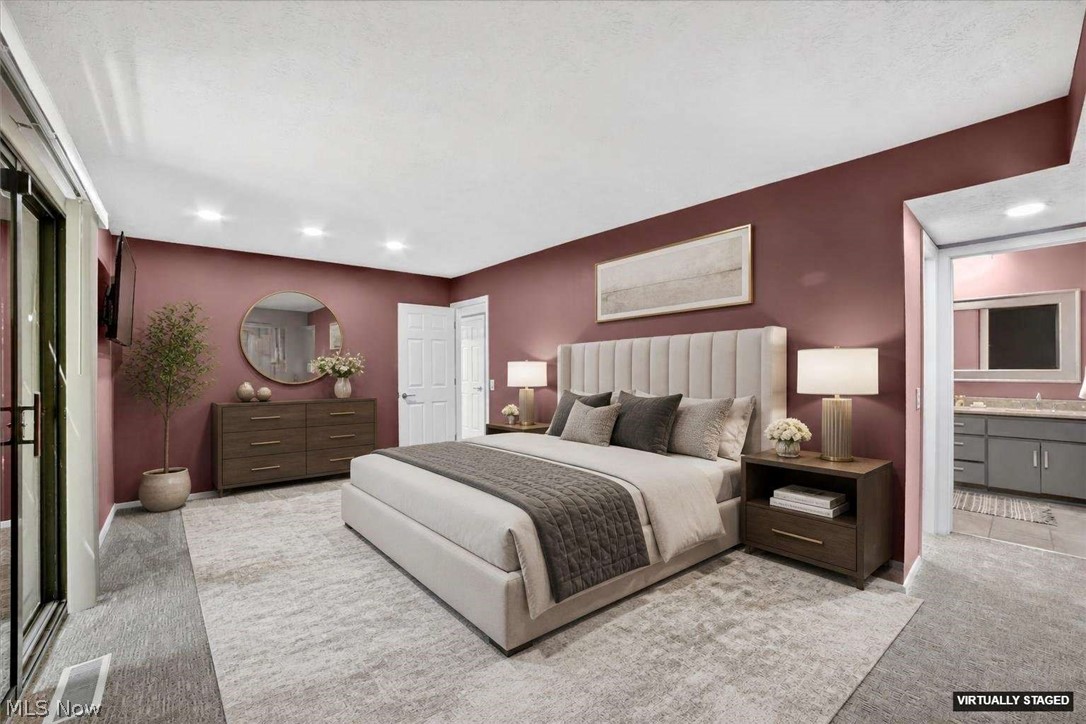 17813 Suncliff Place