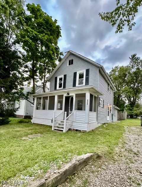 422 W Smith Road, Medina, OH 44256 - #: 5174716