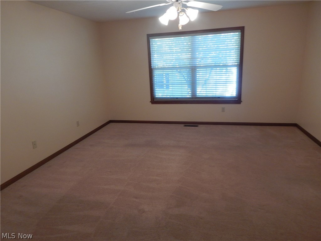 Abington Square Condo - Residential