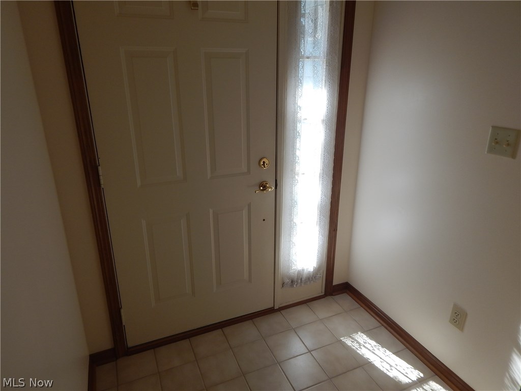 Abington Square Condo - Residential