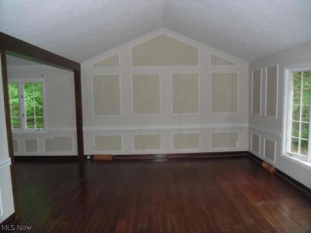 Suffolk County Estates 02 - Residential