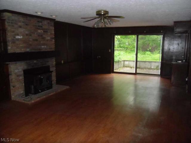 Suffolk County Estates 02 - Residential