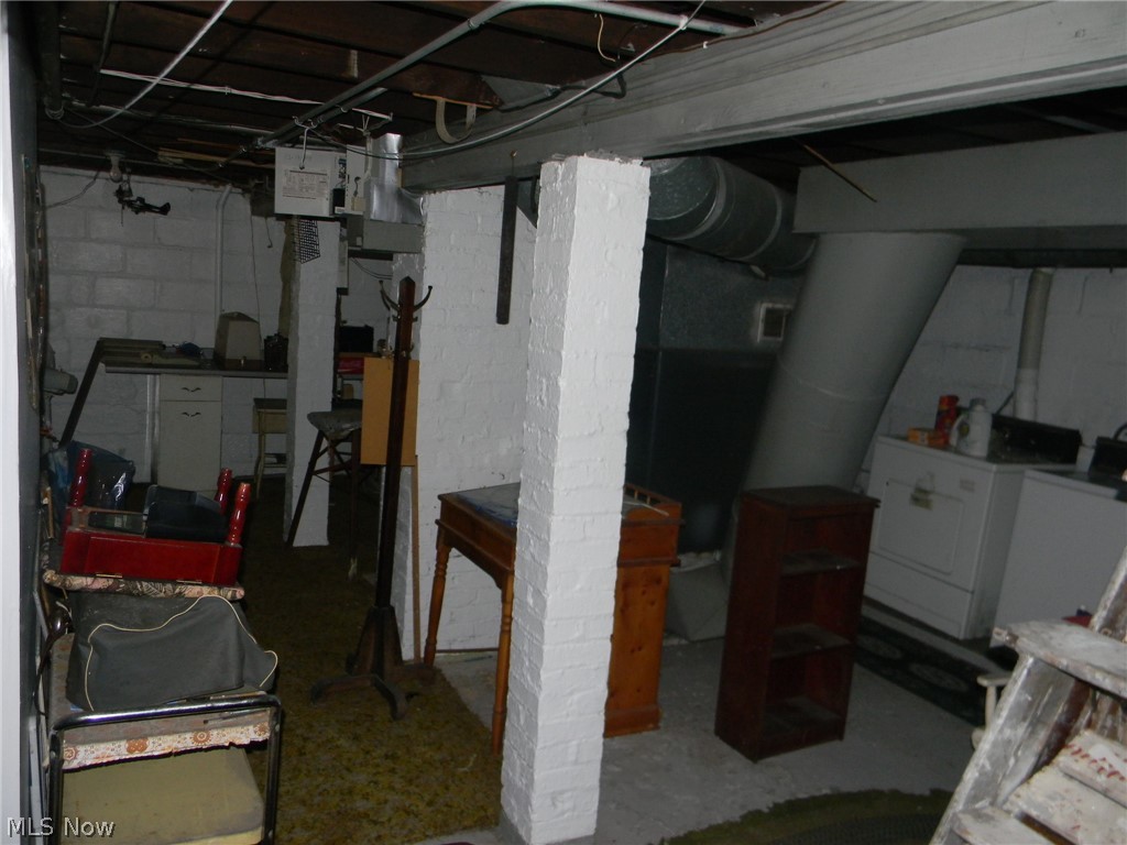 A M & F N Songer - Residential