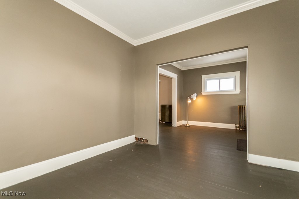 Selden - Commercial Sale