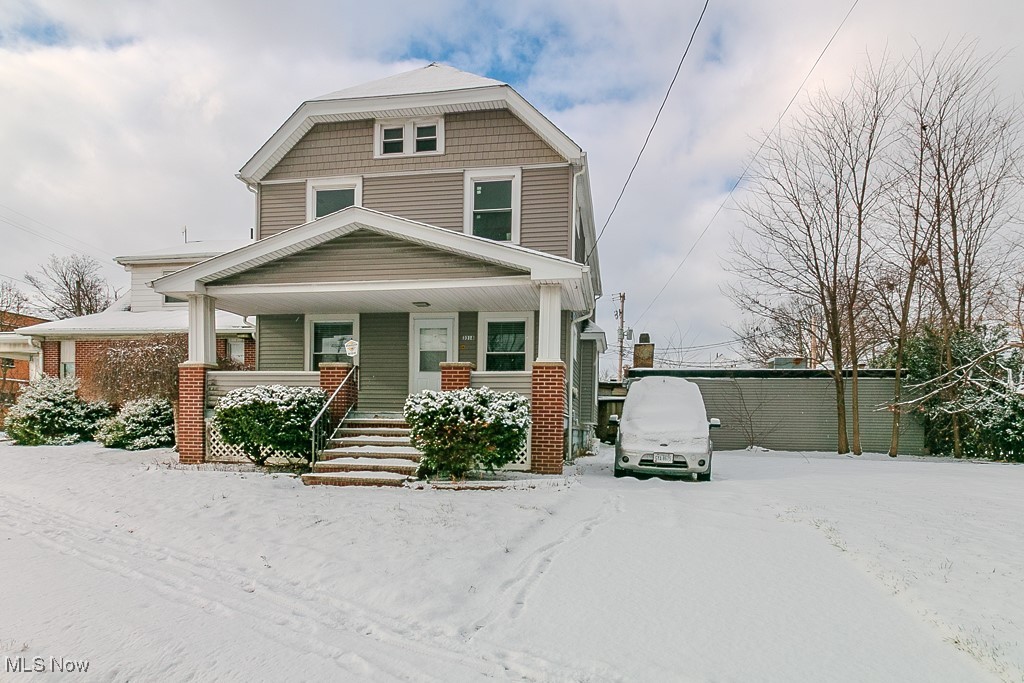 Selden - Commercial Sale