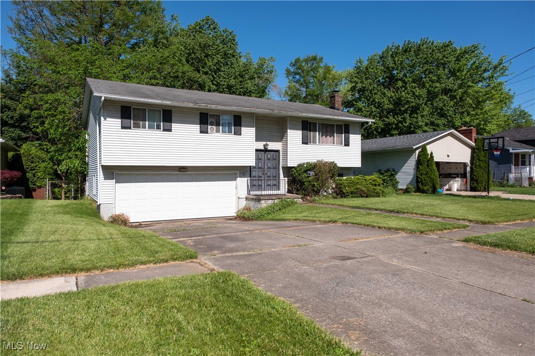 175 Alexander Drive, Elyria, Ohio image 4