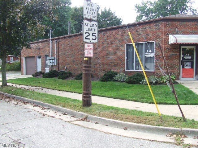 Portage 06 - Commercial Sale