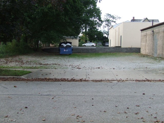 Portage 06 - Commercial Sale