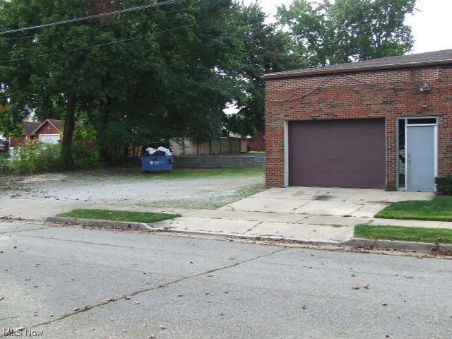 Portage 06 - Commercial Sale