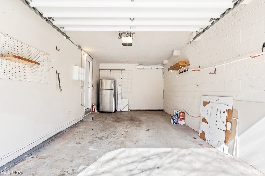 Pinecrest - Residential