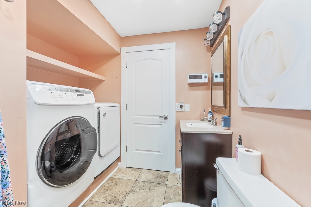 Pinecrest - Residential