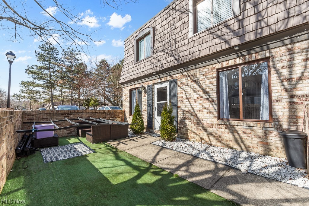 Pinecrest - Residential