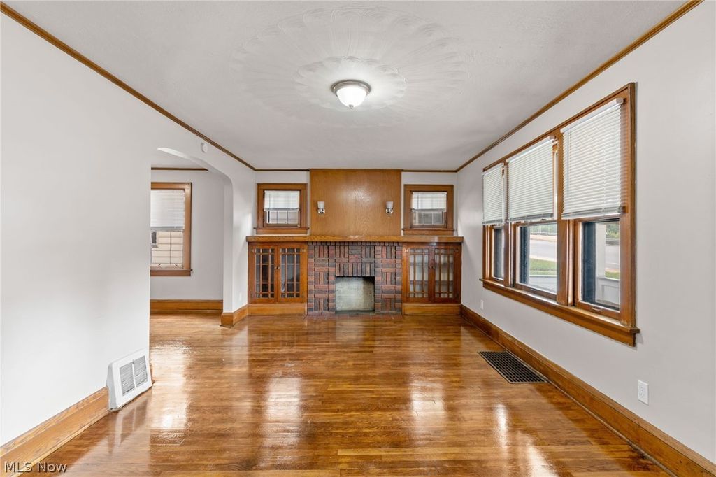 Photo of 626 E Wilbeth Road, Akron, OH 44306 (MLS # 5205155)
