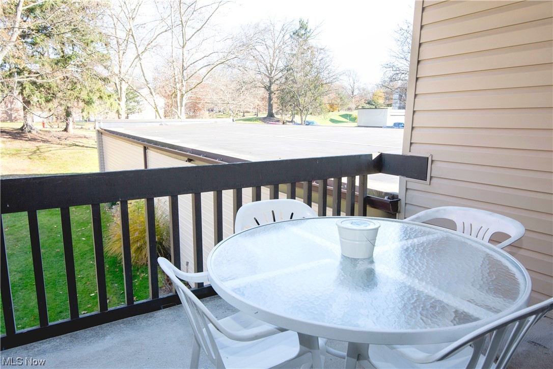 Oak Knolls Condo - Residential