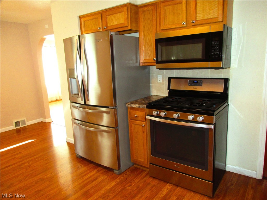 Earl S Durst 1 - Residential