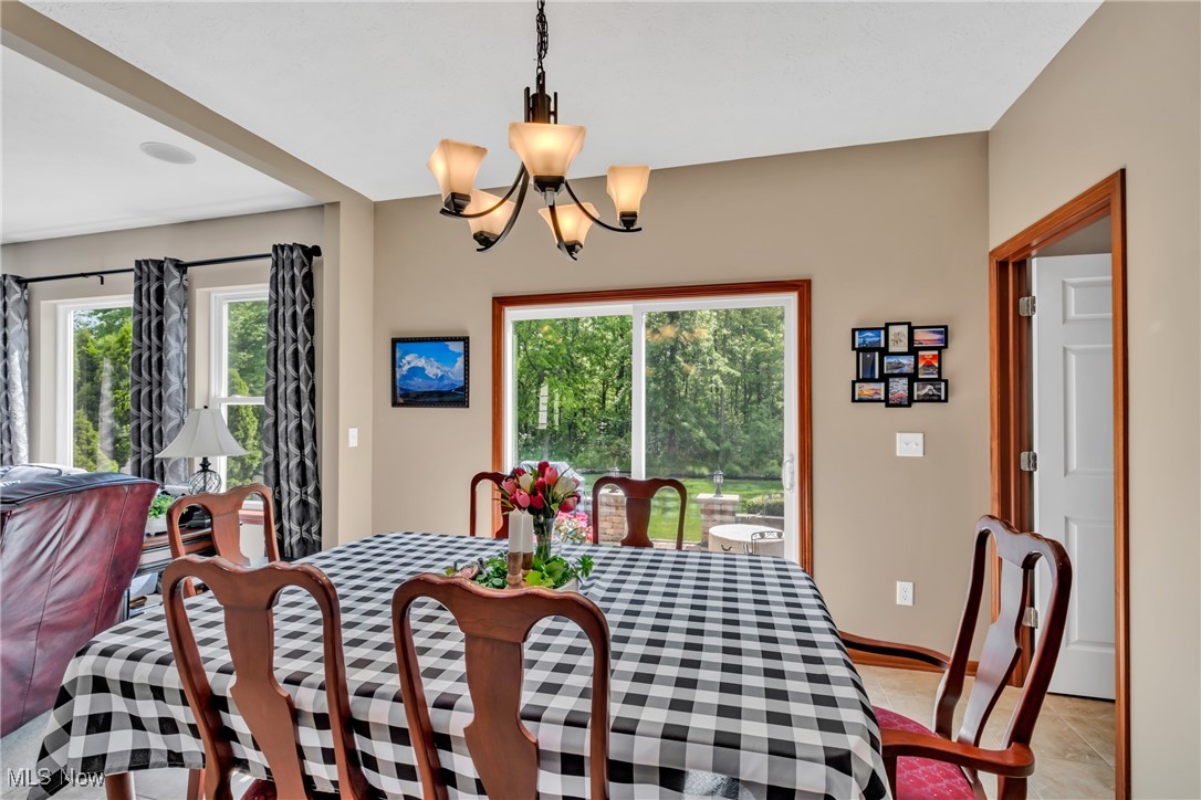 8543 Mulberry Chase, North Ridgeville, Ohio image 17