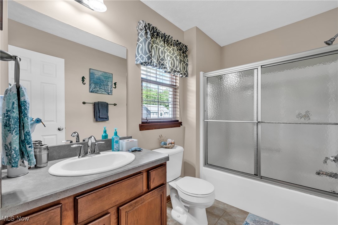 8543 Mulberry Chase, North Ridgeville, Ohio image 34