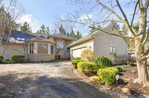 9 Longmeadow Lane, Beachwood, OH 44122 - MLS#: 5109815