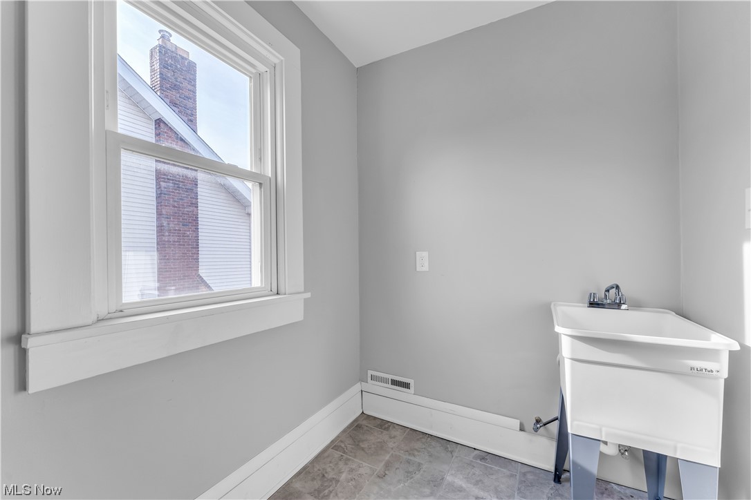 Caine - Residential Lease