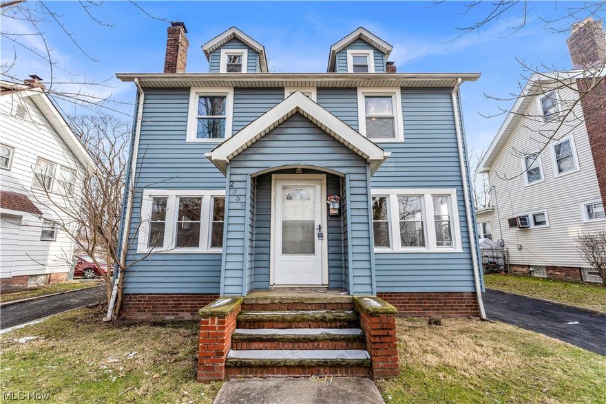 2359 S Taylor Rd., Cleveland Heights - Spacious 4 bed 1.5 bath single family home! //

$ 1750 rent / $ 1750 deposit //

$49 application fee per adult //

1-2 pets OK with approved PetScreening and PetFee.(Some breed restrictions apply per HUD guidelines). //
NO SMOKING //

1 time $169 non-refundable set up fee paid at lease signing //

$30/month required resident benefit package; can include personal property/liability insurance for an additional $5/month for $35/month total. //

All applicants are required to fill out a PetScreening application, found on our website/app before being processed. Even if you have NO pets - this app must be filled out. 1-2 pets OK w/ approved PetScreening & PetFee (Some breed restrictions apply). 1 time, non-refundable pet fee of $200-500 per animal applies to all pets & must be paid prior to or when you pay your 1st month rent. (No fee for qualified assistance animals) //

Our application is processed through secure site: Findigs. They require ID & income verification. Without this, your app will not be processed. They offer 24/7 chat support on their app directly if you have any questions //

BEDROOMS: 4

BATHROOMS: 1.5 

APPLIANCES PROVIDED: Stove, microwave, and dishwasher

UTILITIES / RESIDENT RESPONSIBILITY: Residents are responsible for all utilities including: water/sewer/trash, gas & electric and are responsible to maintain lawn care, maintenance & snow removal.

Serious inquiries only.