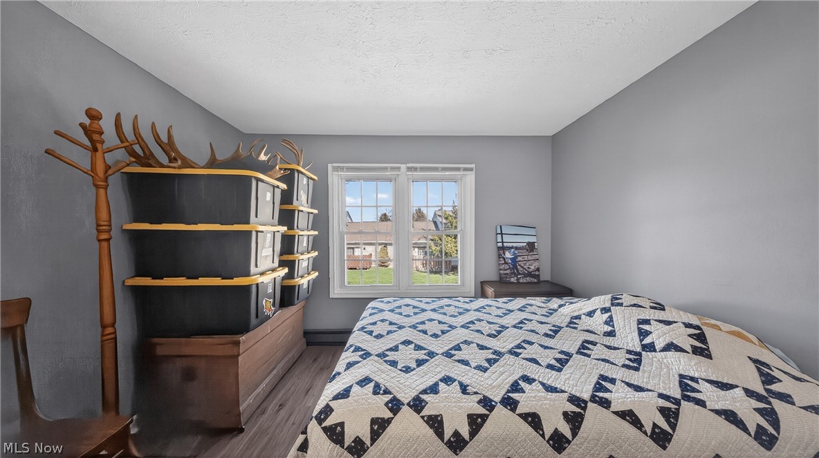 Creekside Vill - Residential