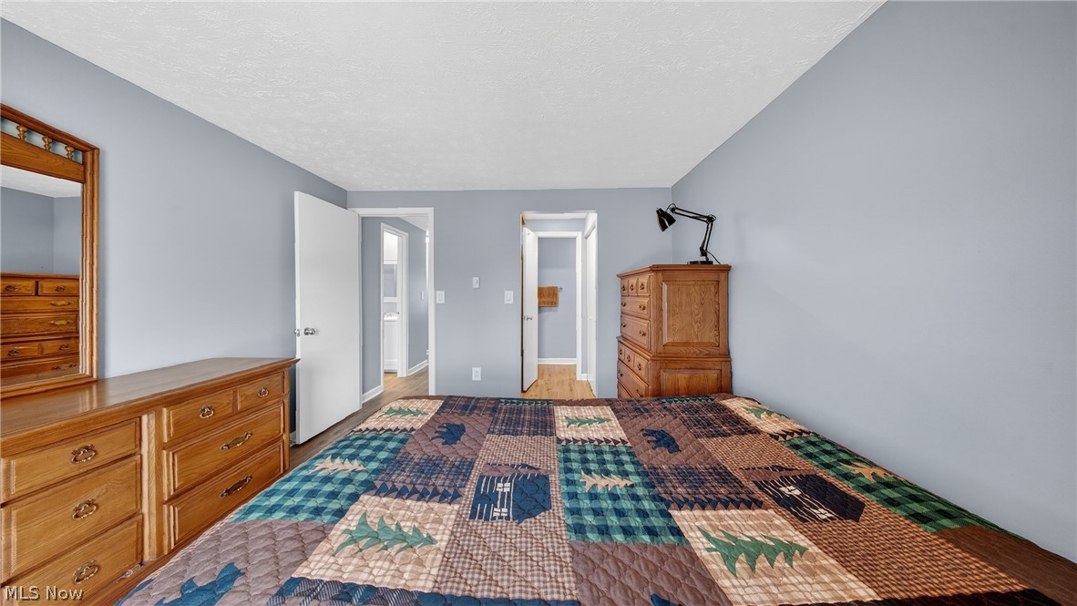 Creekside Vill - Residential