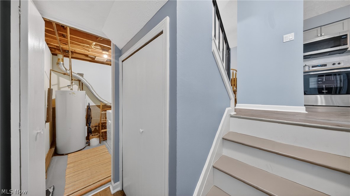 Creekside Vill - Residential