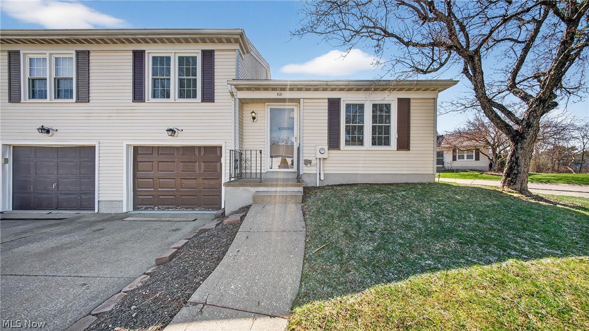 Creekside Vill - Residential