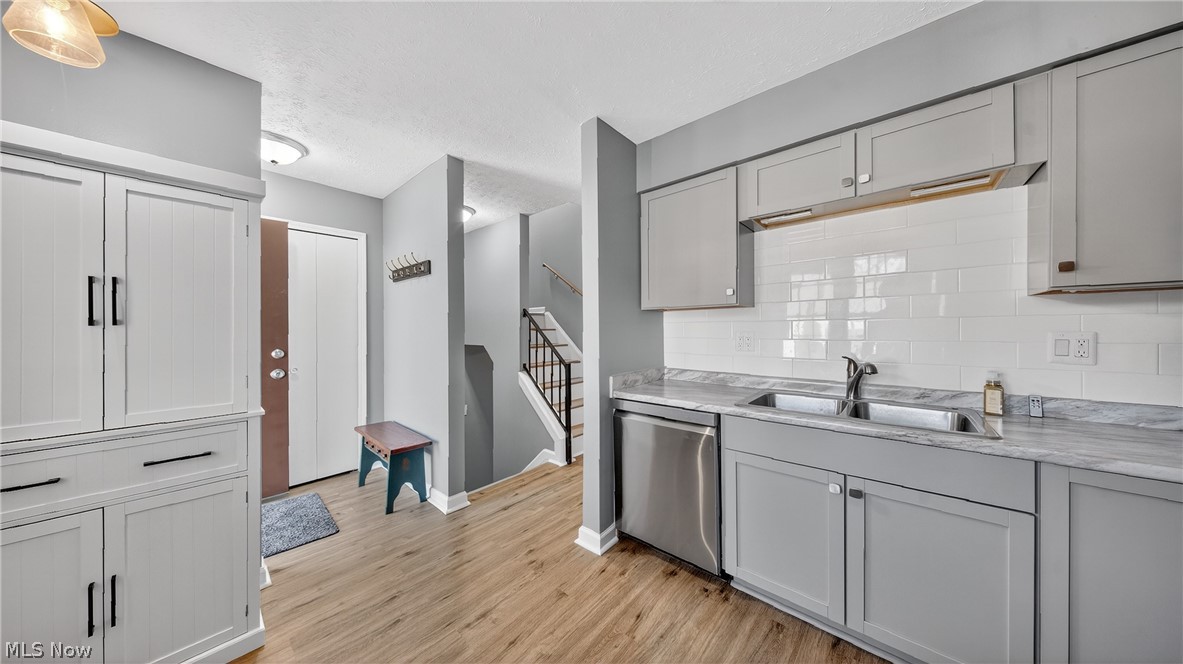 Creekside Vill - Residential