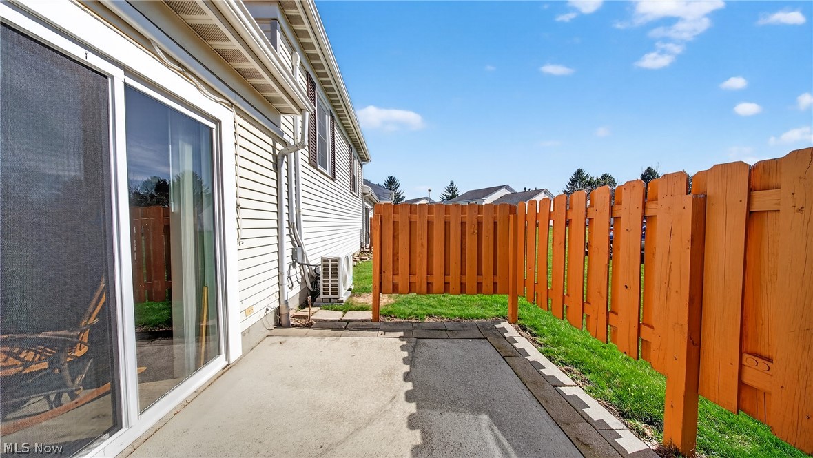 Creekside Vill - Residential